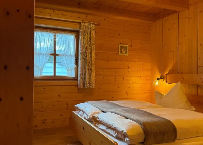 Steigerhuette アパート ケーニヒスライテン